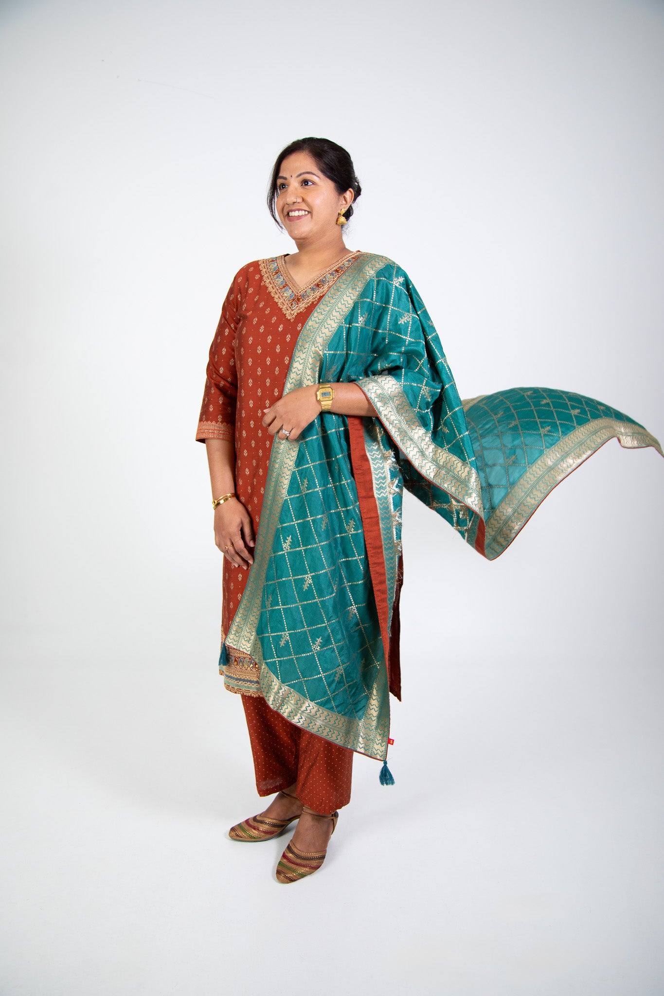 Bronze Silk Kurta Set with Teal Dupatta