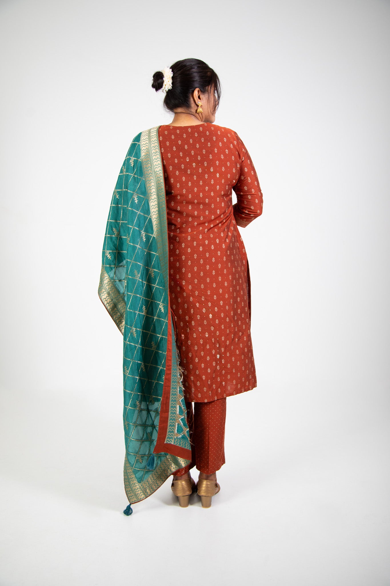 Bronze Silk Kurta Set with Teal Dupatta