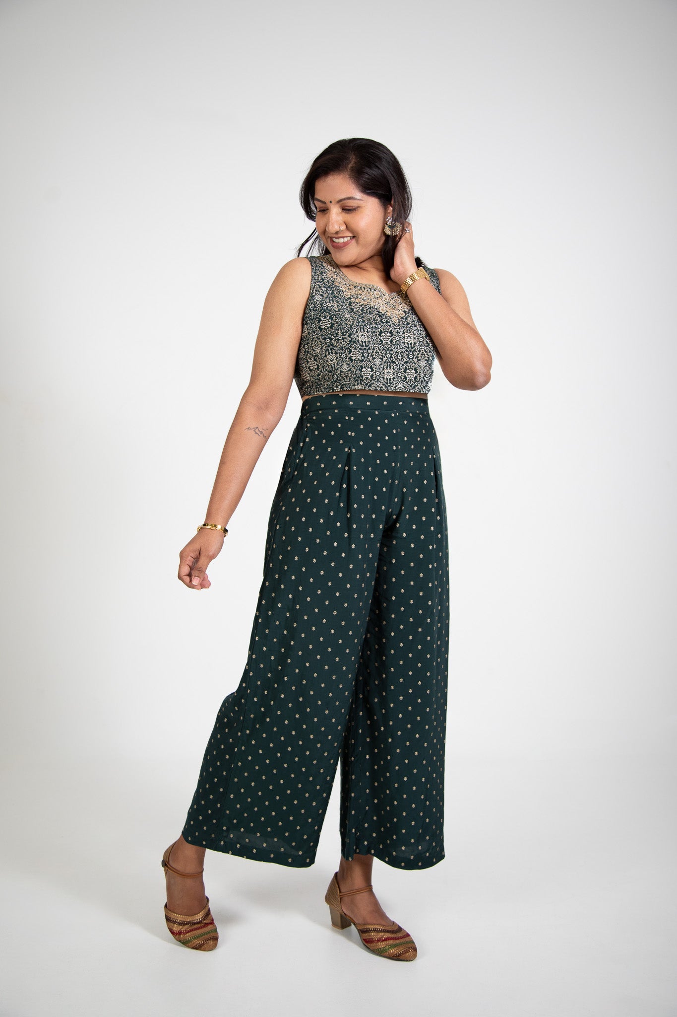 Oxford Green Embroidered Shrug Set