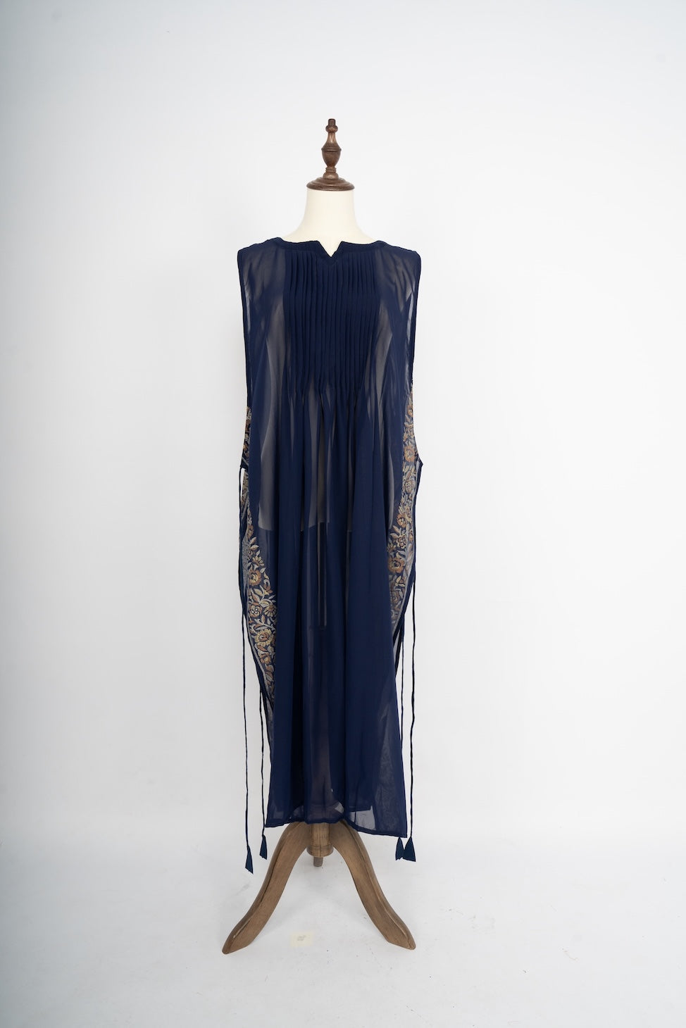 Midnight Bloom Long Shrug