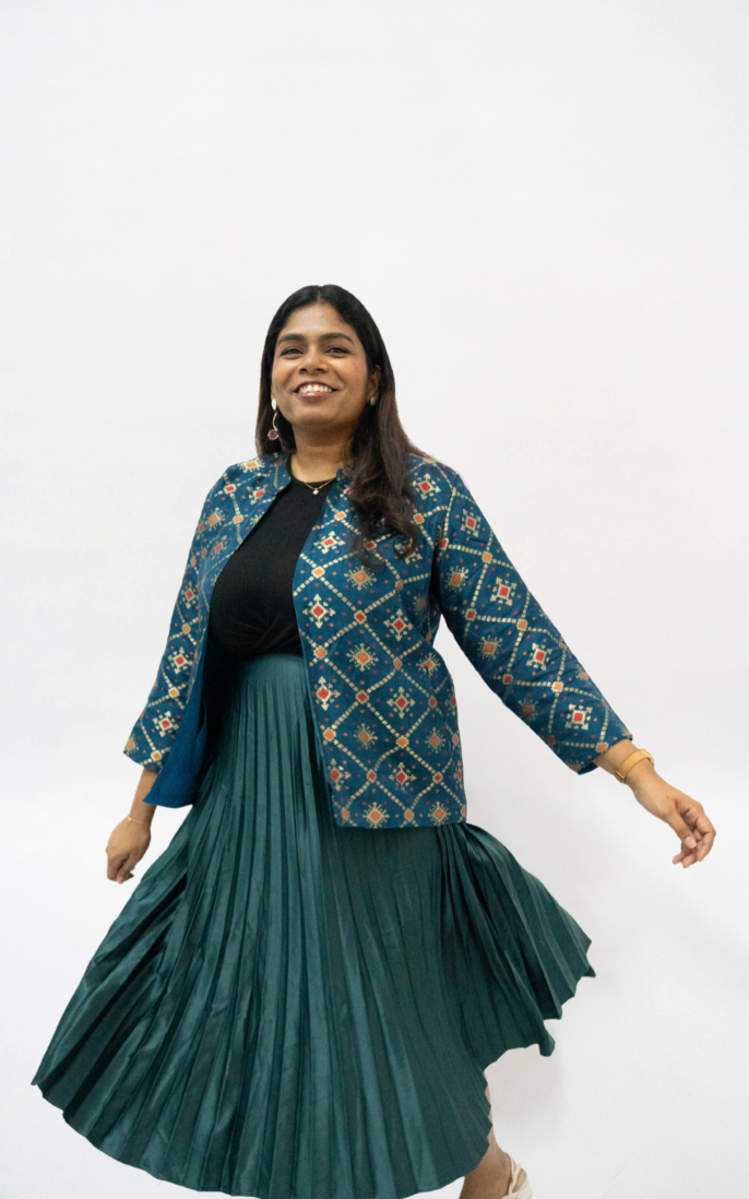 upcycled saree jacket with zari border sustainable Indianwear jacket Singapore  circular fashion jacket made from saree heritage upcycled silk jacket